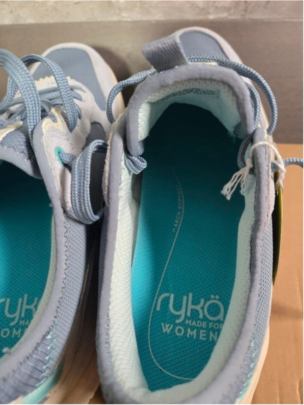 Women's Ryka Blue Beige Athletic Shoes Size 8 - Picture 6 of 13